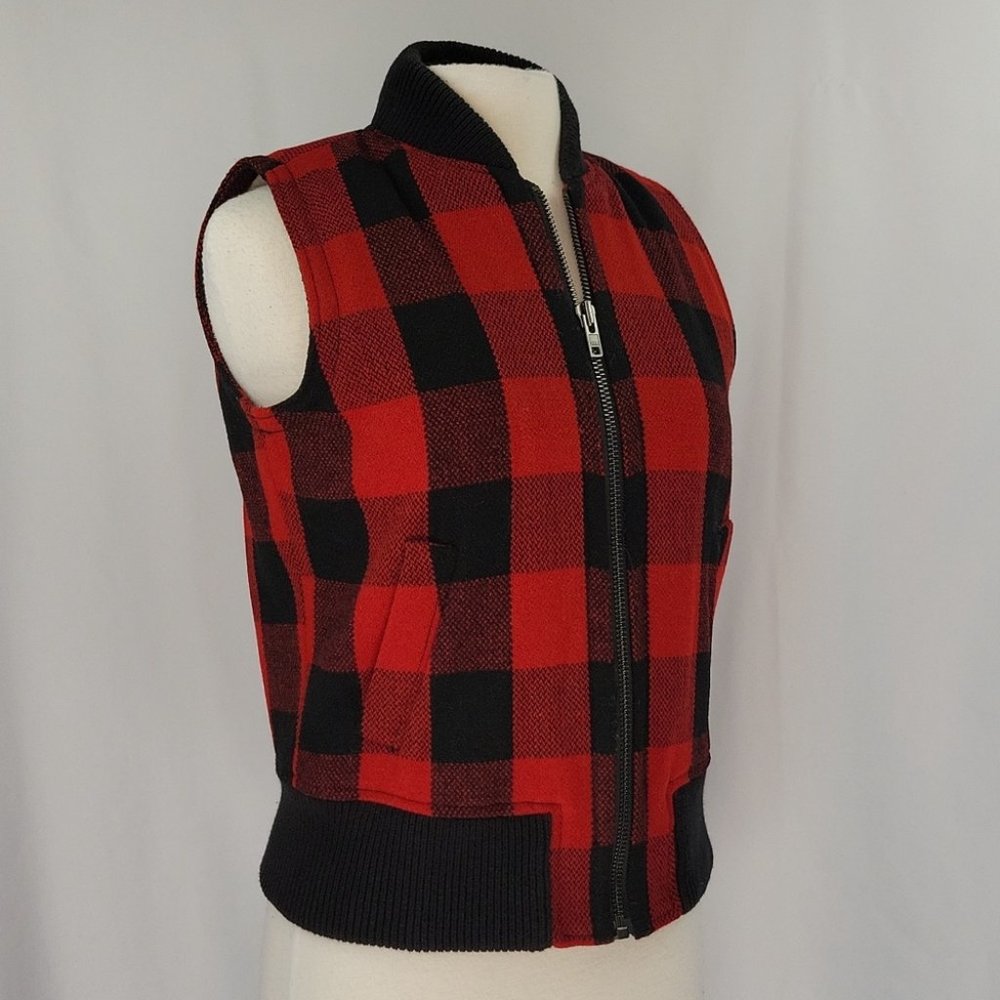 Madewell Wool Buffallo Plaid Sherpa Lined Vest Red/Black Size Medium